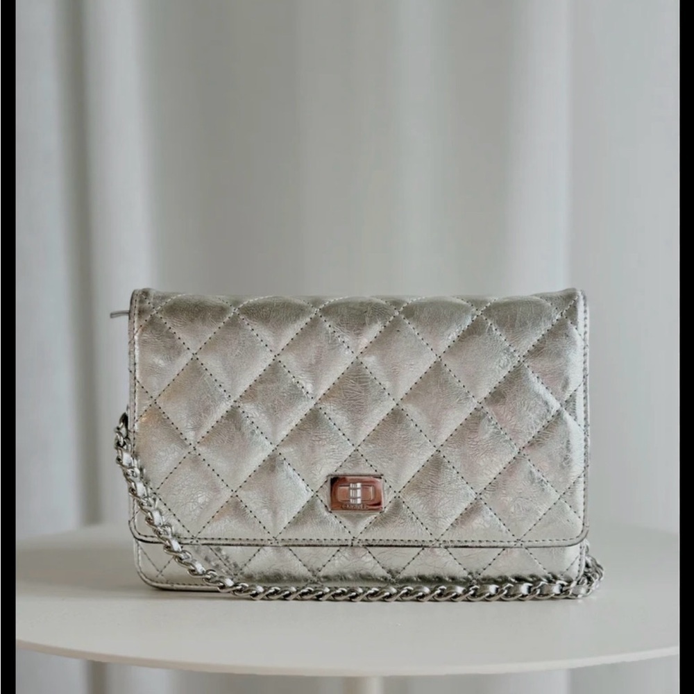 CHANEL Reissue 2.55 WOC Metallic Silver